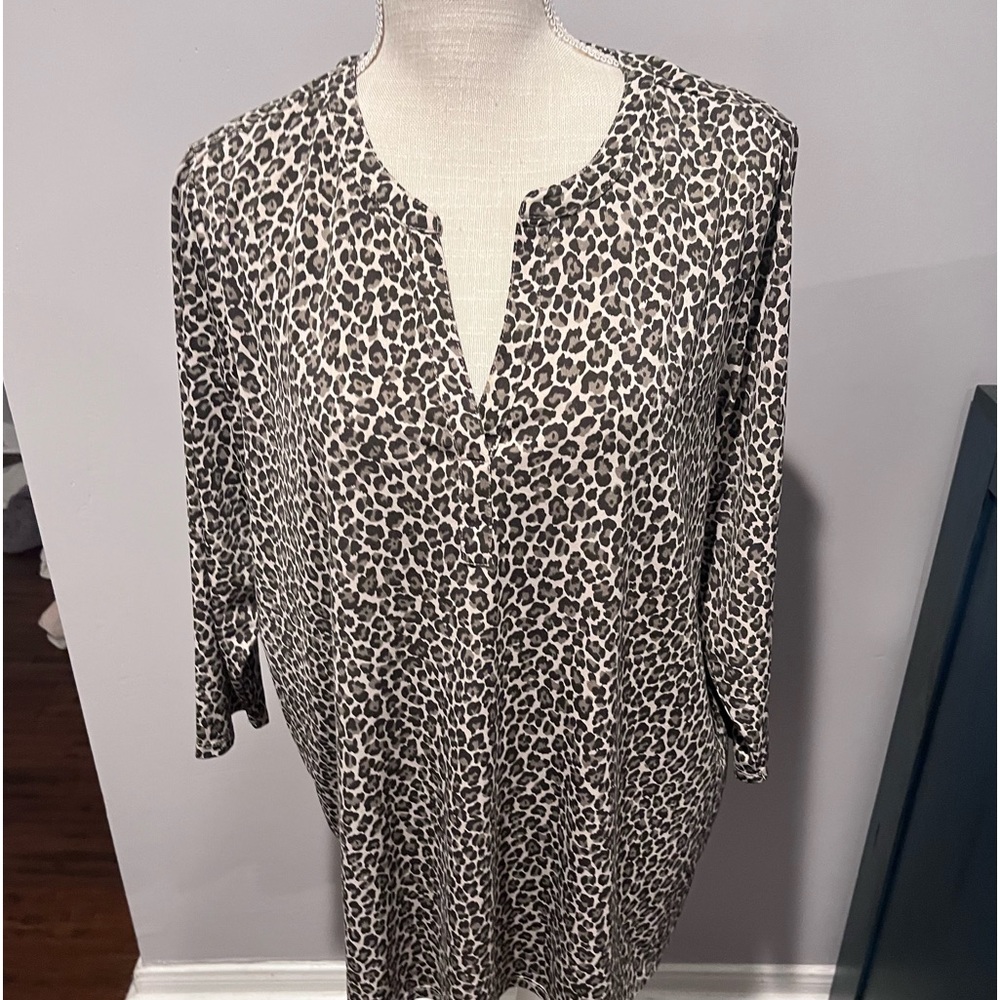 Carolina Belle 1x animal print top